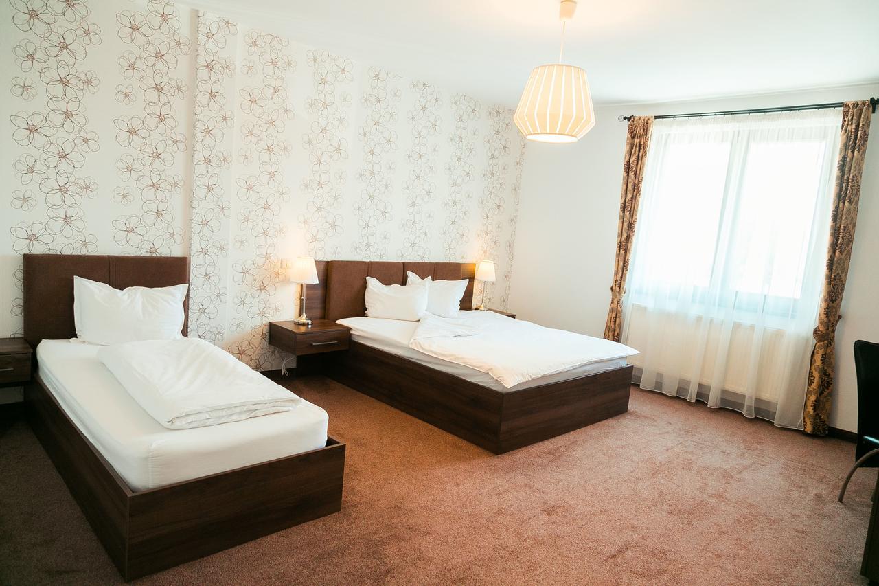 Elegant House Hotel Făgăraş Eksteriør billede