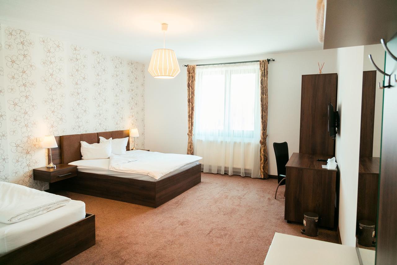 Elegant House Hotel Făgăraş Eksteriør billede