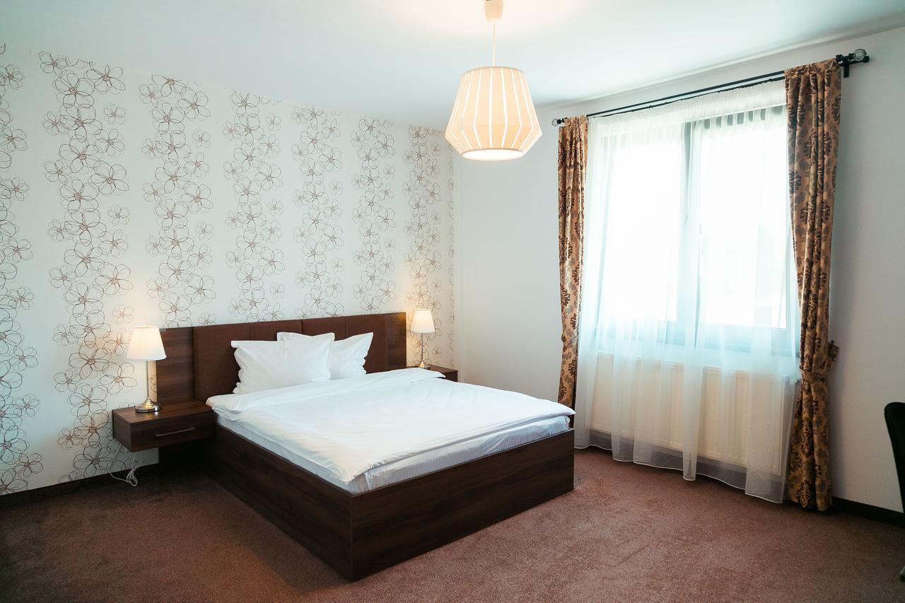 Elegant House Hotel Făgăraş Eksteriør billede