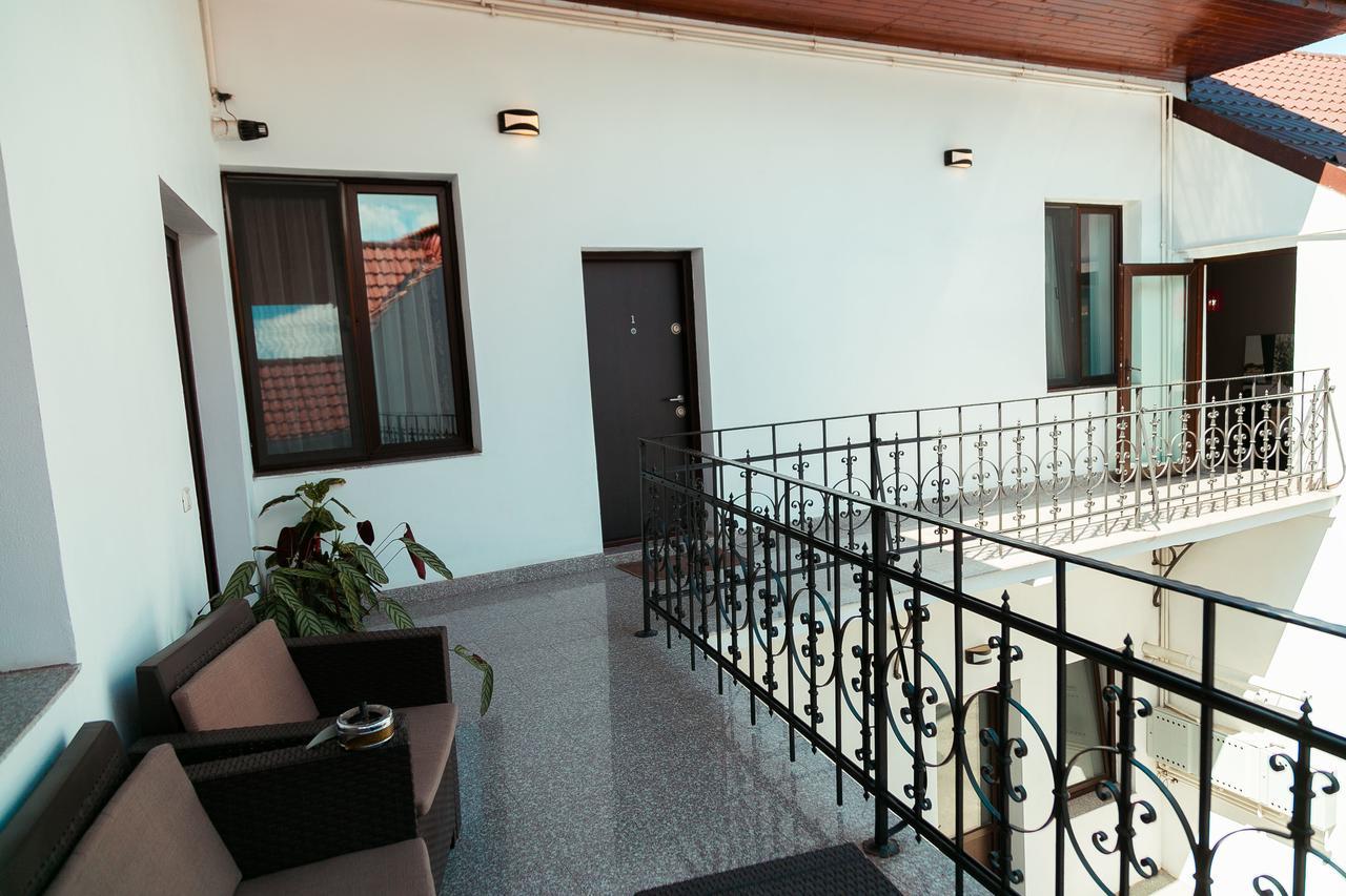 Elegant House Hotel Făgăraş Eksteriør billede